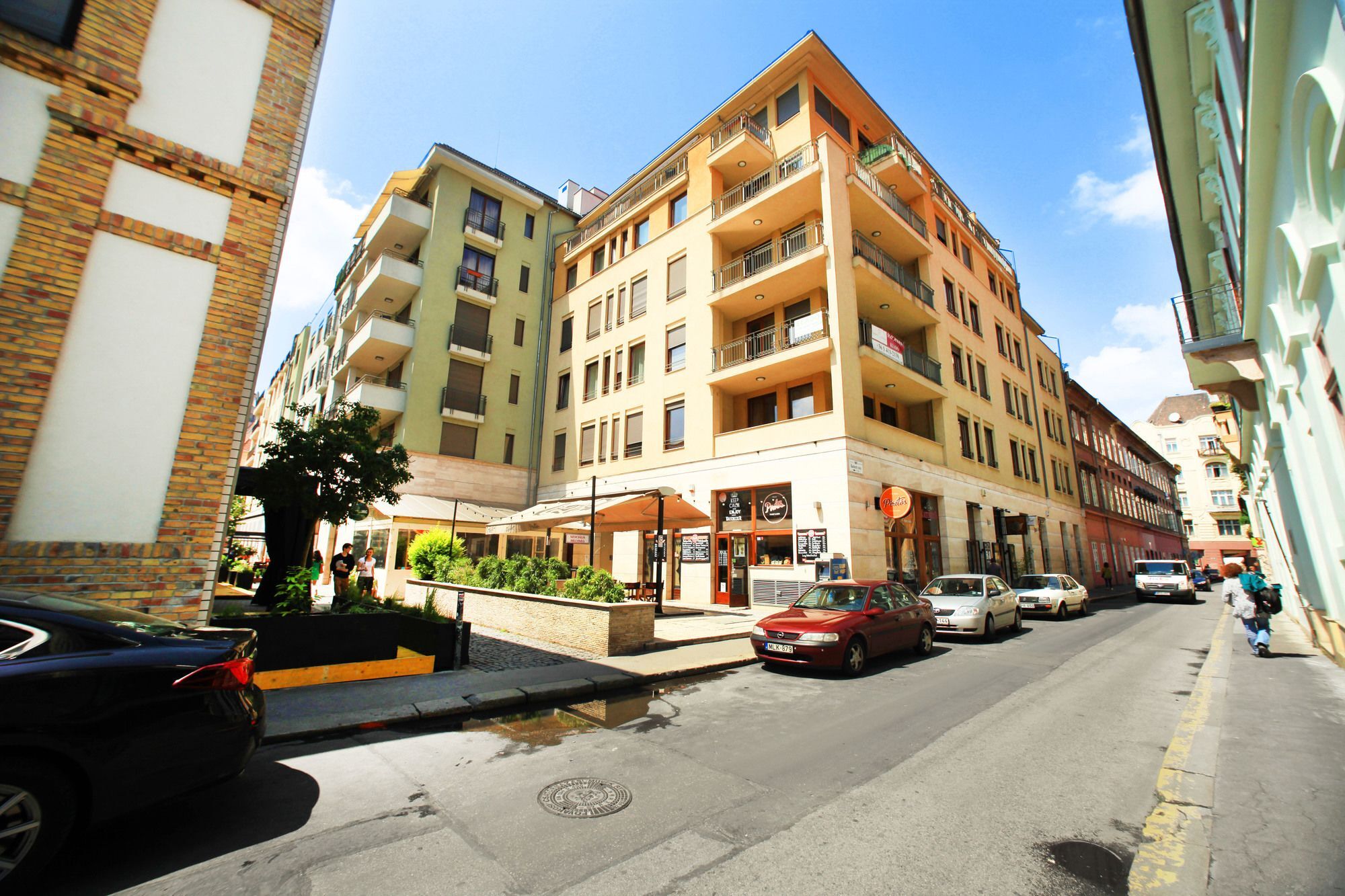 Club 99 Apartments Budapest Exterior photo